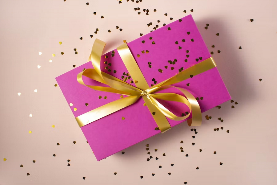 Rewards gift box with ribbon